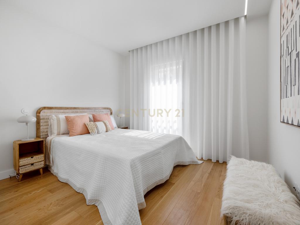 Luxuoso apartamento T3 no Centro de Setúbal e a 300m da praia - Image 16