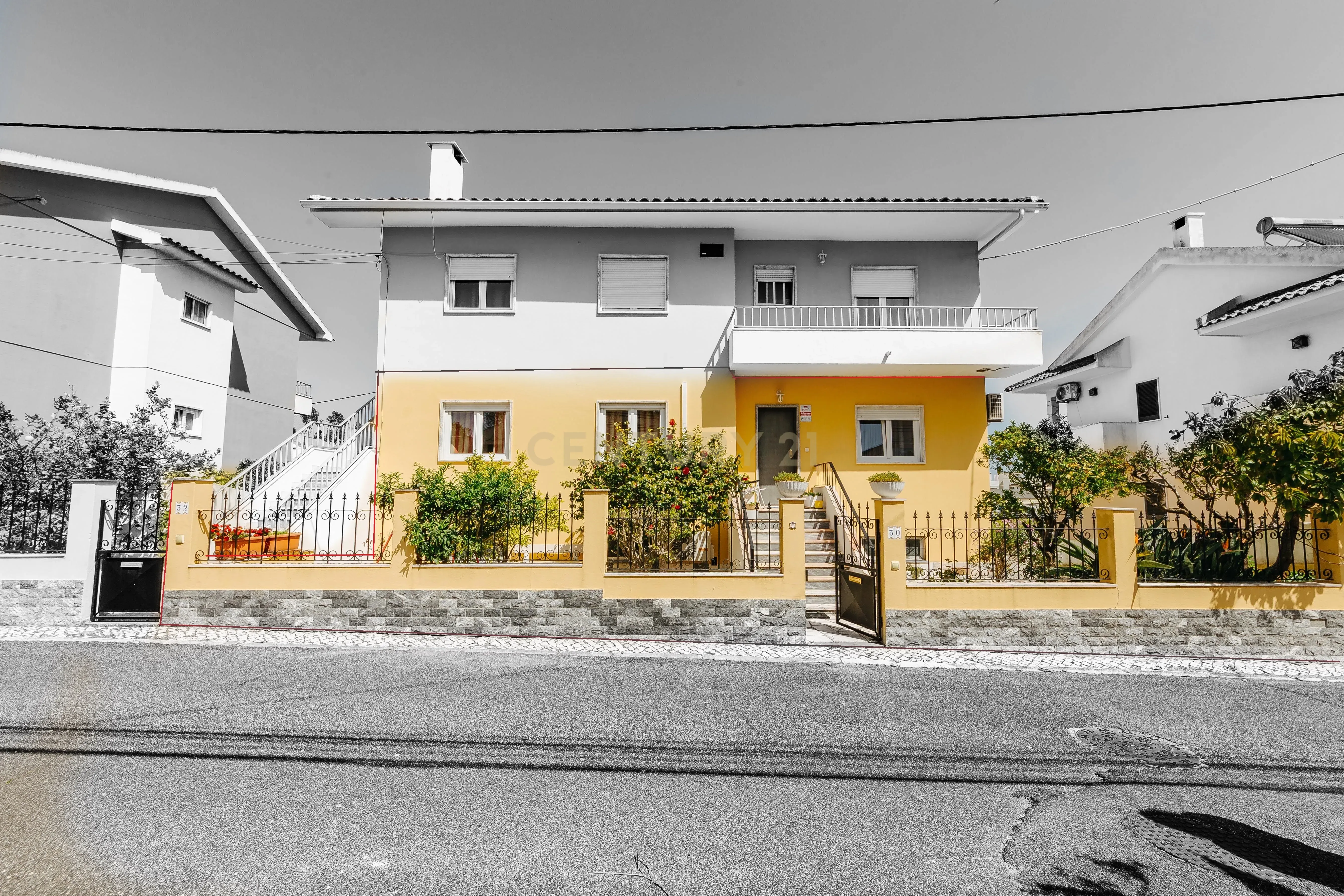 🏡 Moradia T3 Bi-Familiar à Venda em Loures — Quinta Nova de São Roque - Image 2