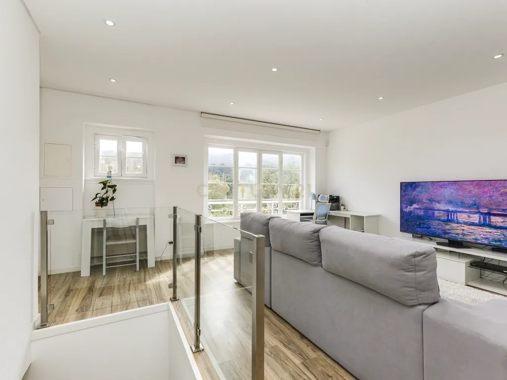 Encantadora Moradia com Vista Panorâmica em Sintra, Lisboa - Image 22