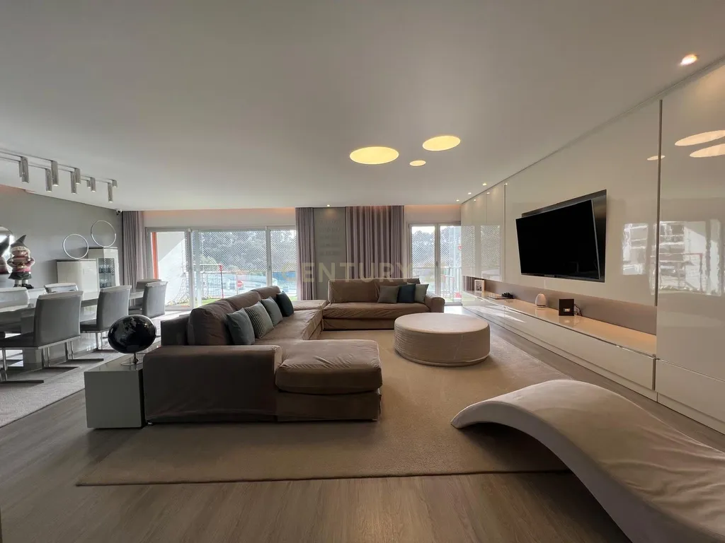 Apartamento Exclusivo T4+1 na prestigiada Quinta da Oliveira - Caldas da Rainha - Image 2