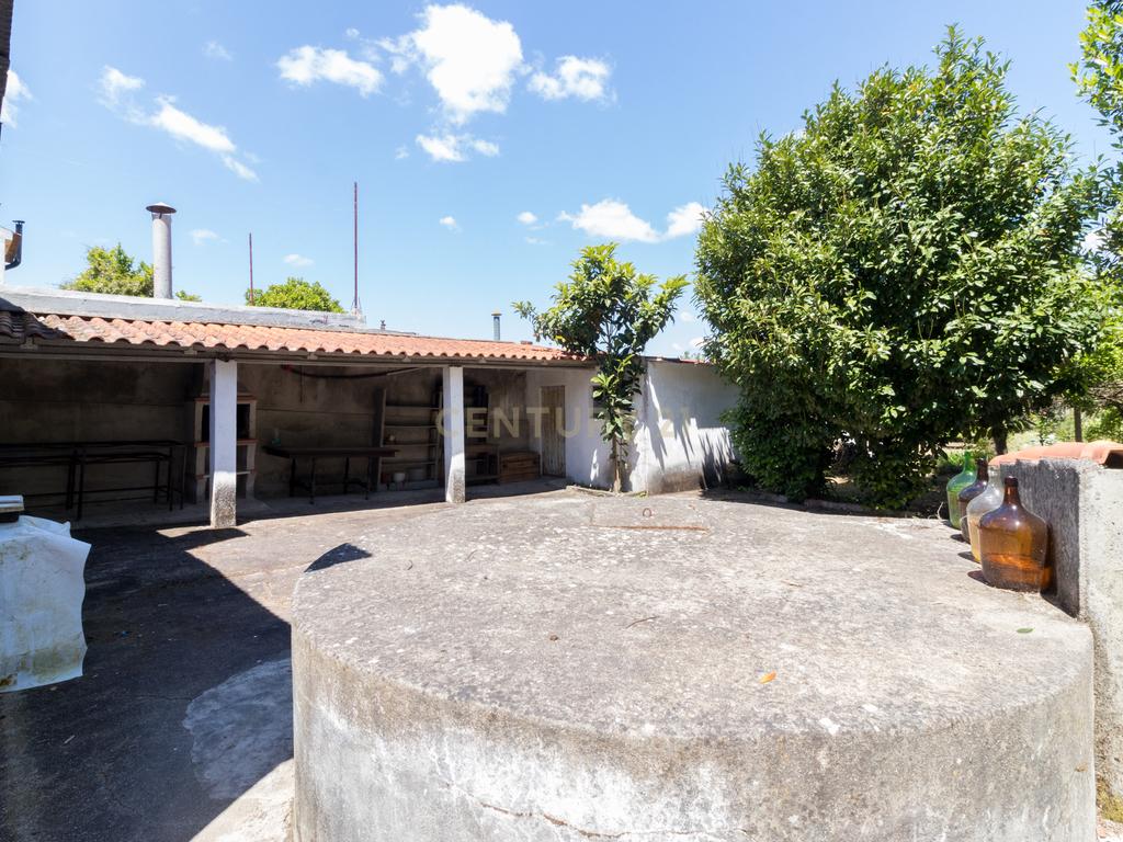 Moradia T3 com Jardim e Garagem em Santarém, Abrantes - Image 48