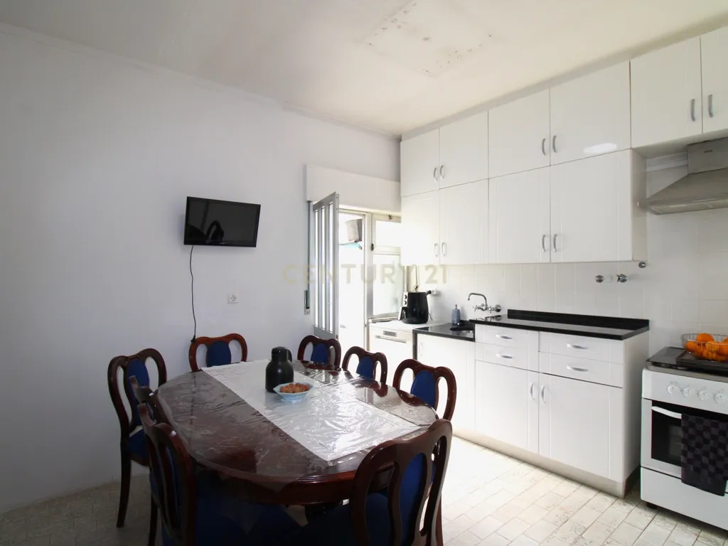Apartamento T2 Quinta do Conde - Image 14