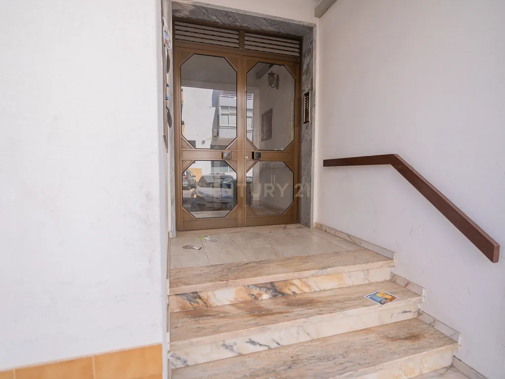 Apartamento T1 em Portimão - Oportunidade Única! - Image 25
