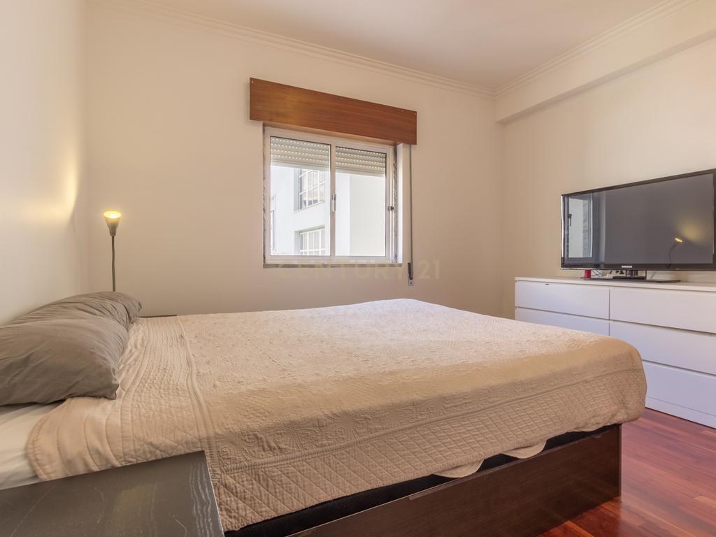 Apartamento T2, localizado na Quinta do Conde - Image 5