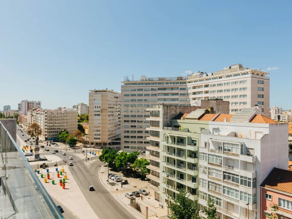 T3 em Alvalade, junto à Av. da Igreja com terraço - Image 31