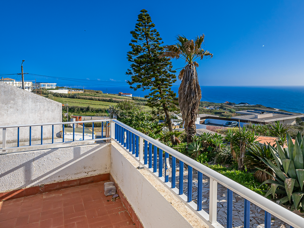 Moradia com Vista Panorâmica para o Mar – Ribamar / Ericeira - Image 9