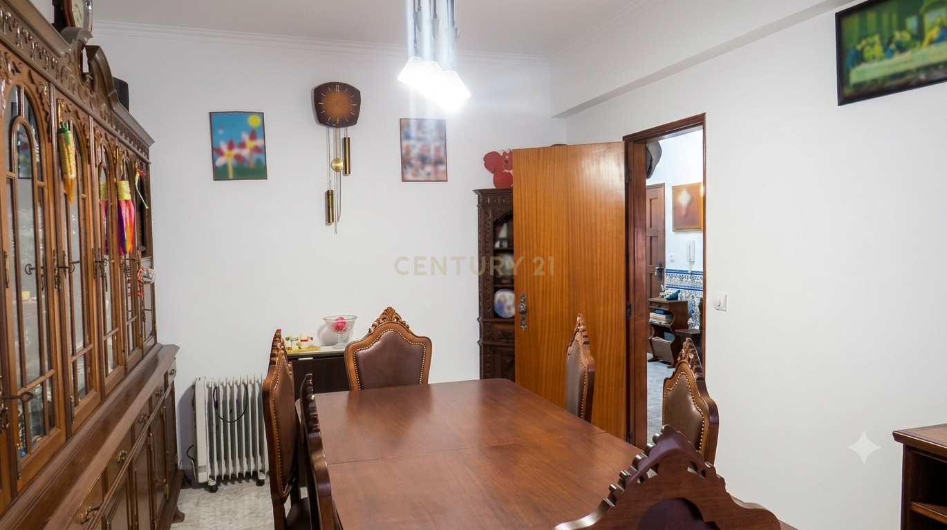 Fotografia 7 de Apartamento de 5 quartos, com terraço e boa localização - Alverca do Ribatejo - ideal para famílias e investidores