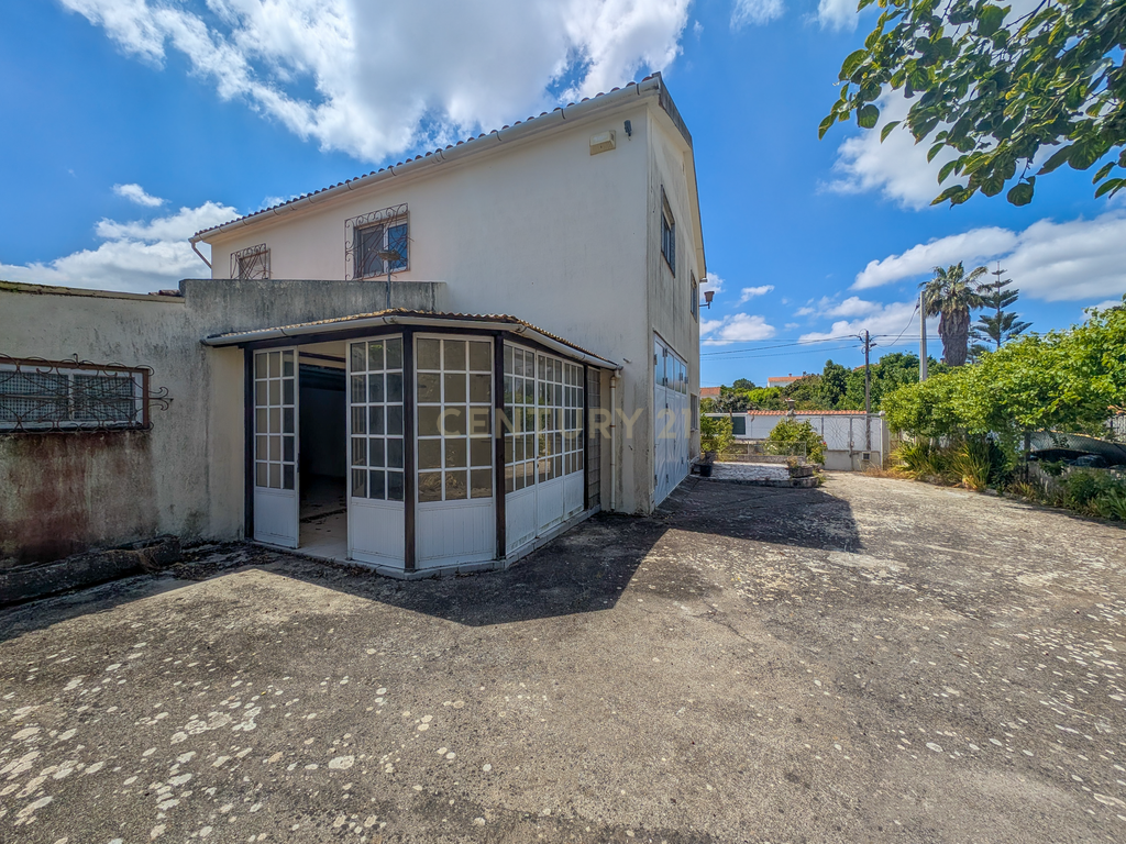 Pinhal Palmeira - Moradia Bifamiliar + Moradia T2 com Armazém em Terreno de 1.010 m² - Image 69