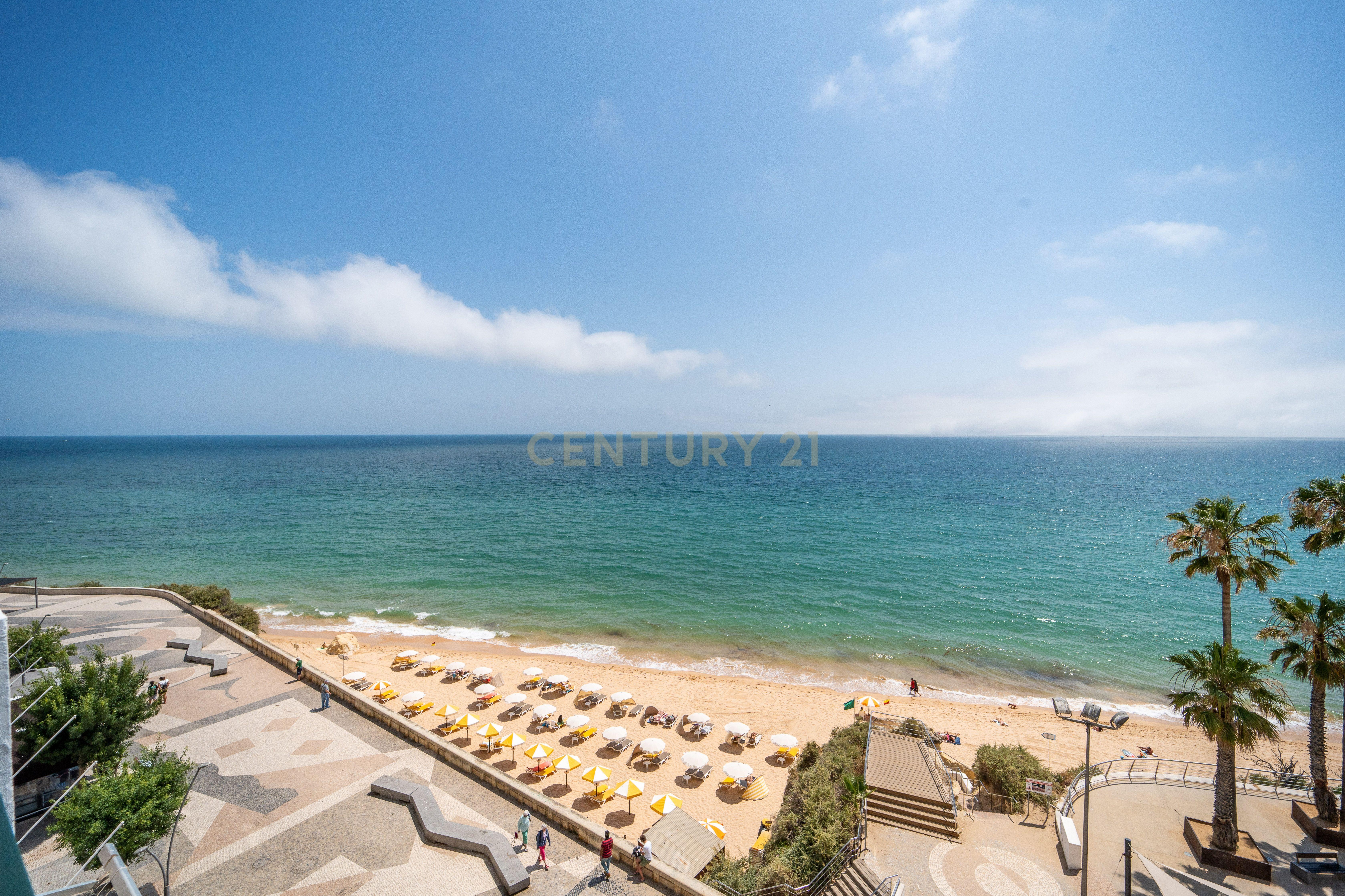 Fantástico T2 Vista Mar em Armação de Pêra - Algarve. - Image 38