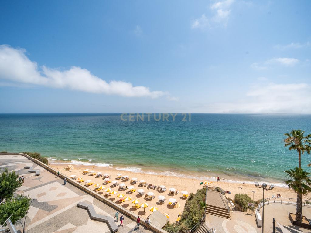 Fantástico T2 Vista Mar em Armação de Pêra - Algarve. - Image 38