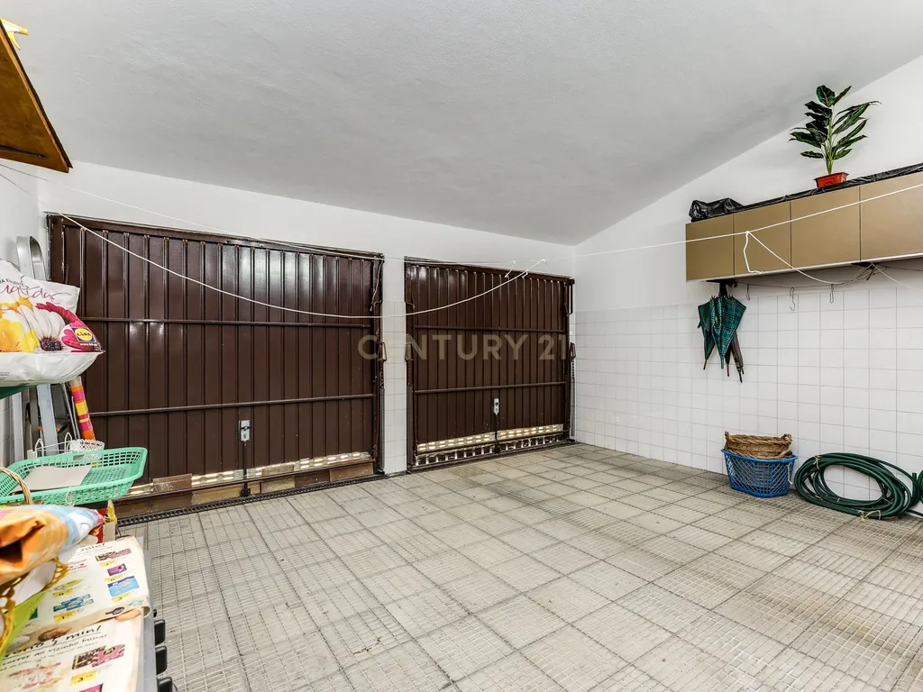 Moradia T8 de 288 m² no Centro de Montargil – Junto à Barragem - Image 35