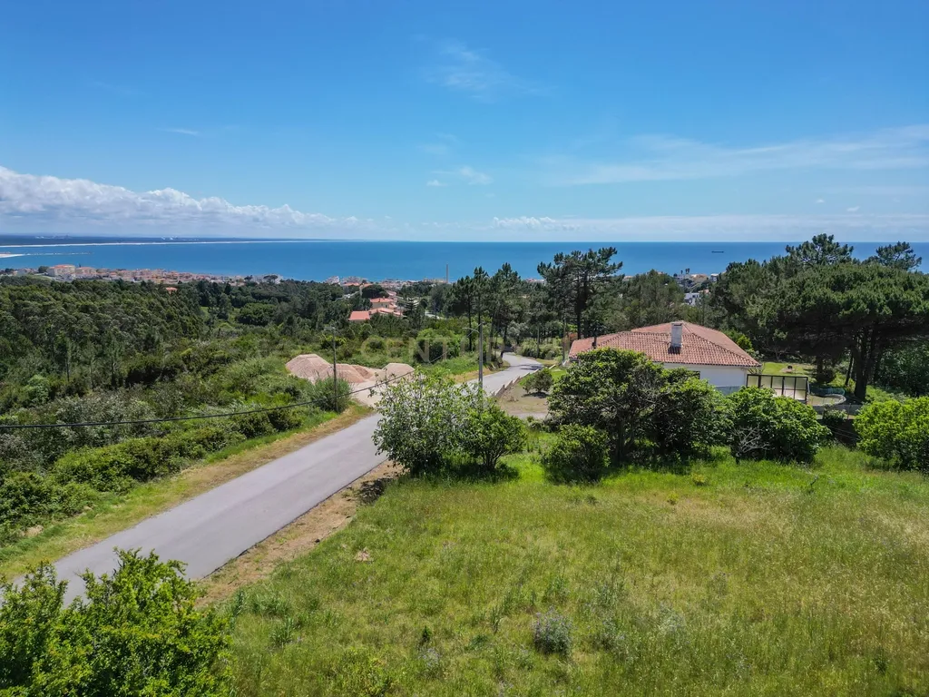 Moradia T4 com Vista Mar e Cidade - Image 22