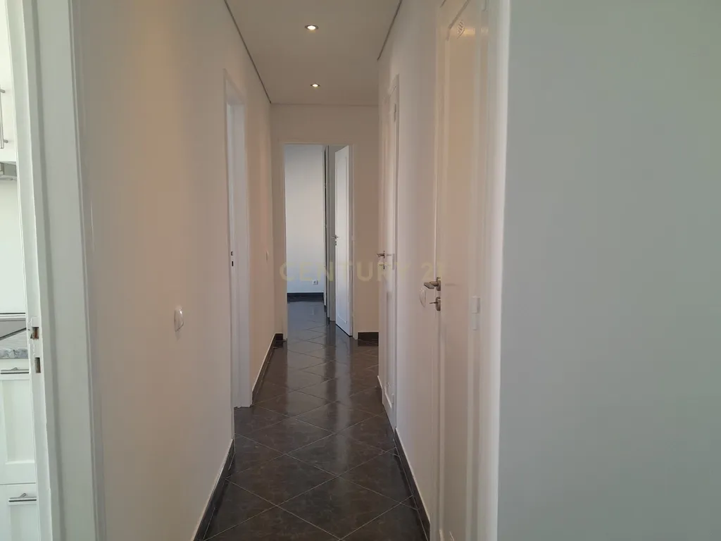Apartamento Moderno T3 em Carnaxide / Oeiras com Ar Condicionado e Elevador - Image 22
