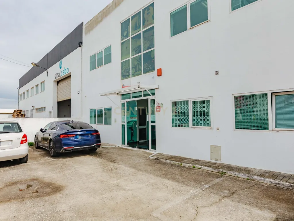 Armazém na Urbanização industrial Quinta dos Machados, Moita - Image 4