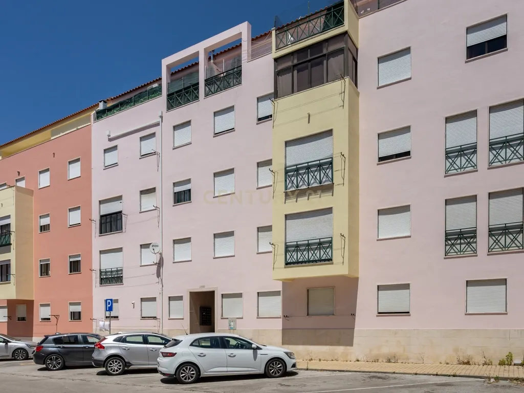 Quinta do Conde/ Cova dos Vidros - Apartamento de 4 assoalhadas inserido num º 1º andar - Image 24