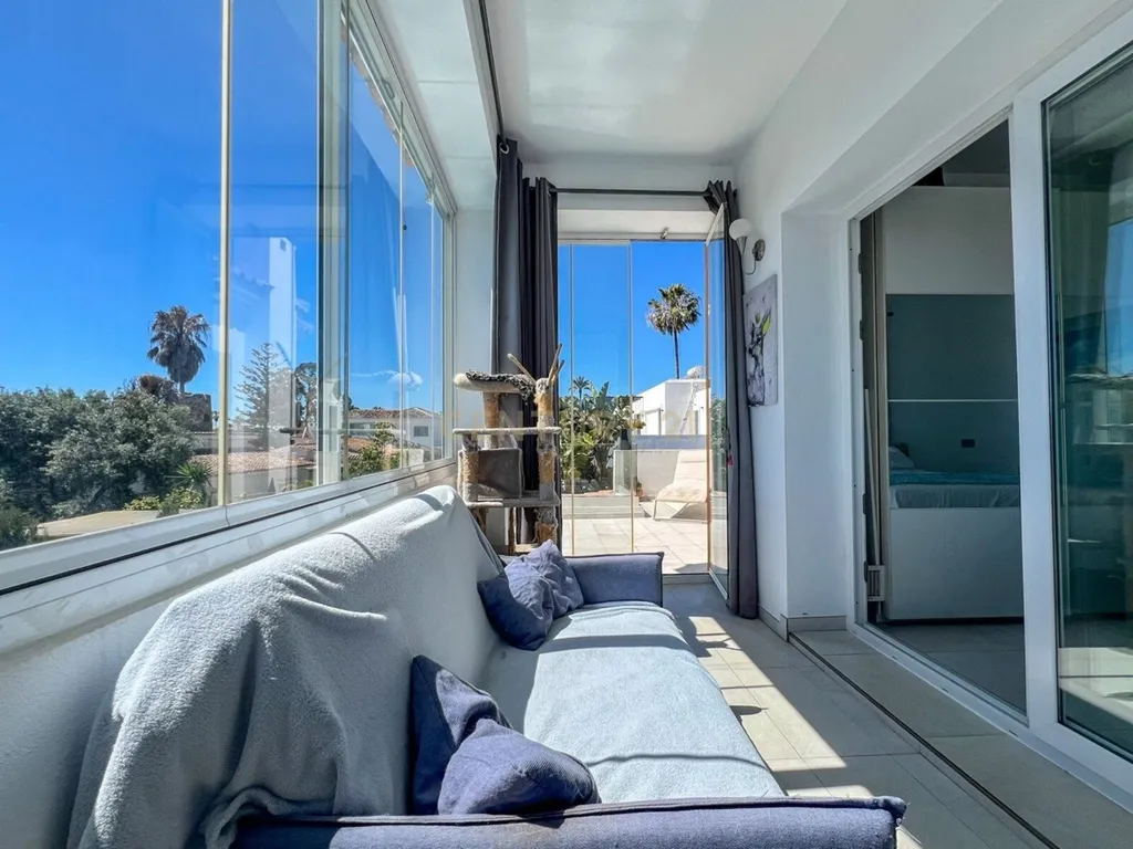 Elegante moradia de 3 quartos com vista para o mar em Costalita, Marbella - Image 32
