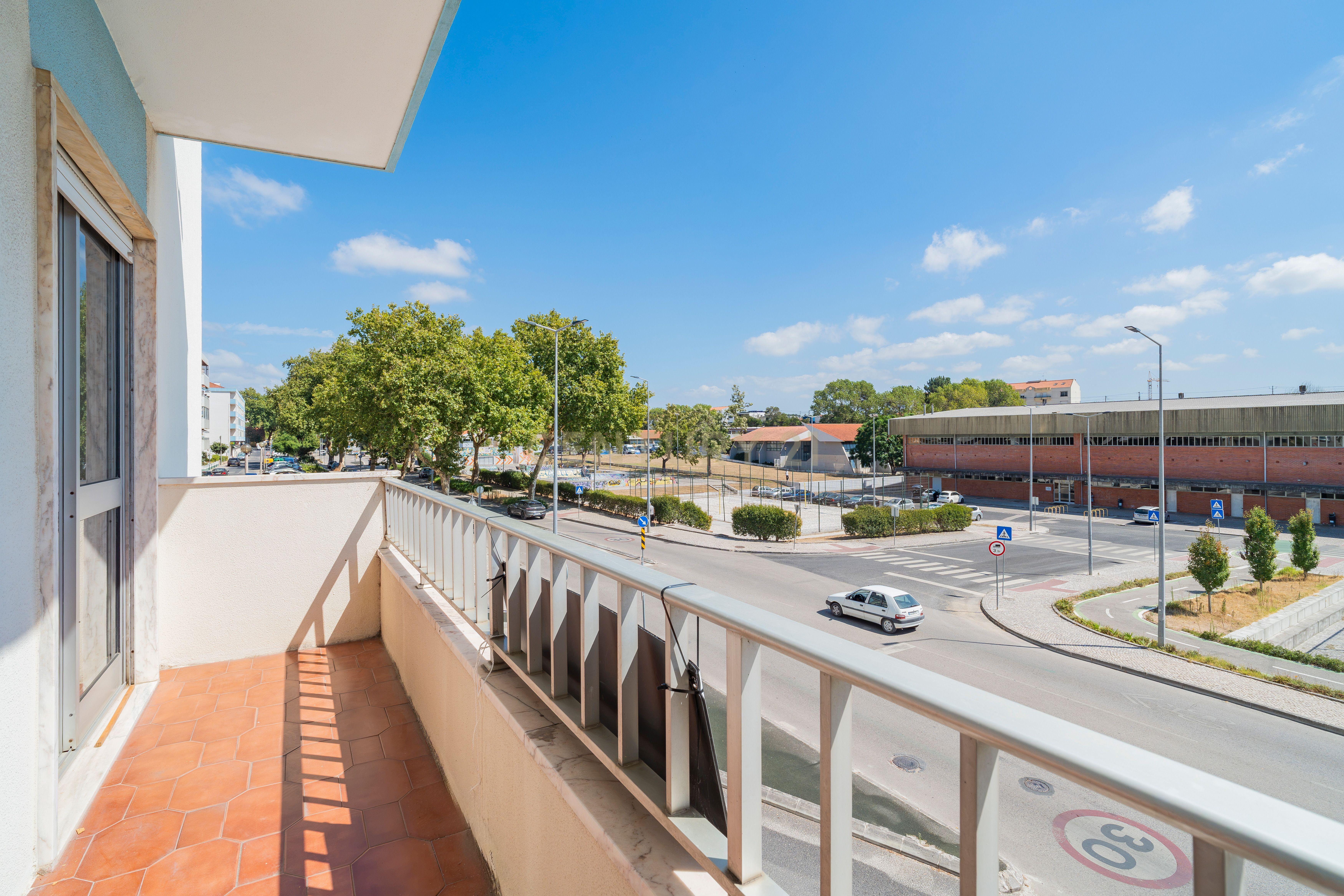 Fotografia 3 de Oportunidade de Investimento T3 junto ao Ensino Superior | Caldas da Rainha