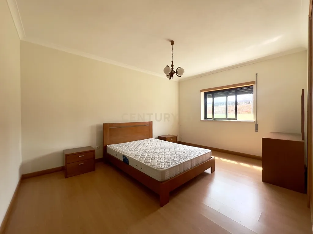 Moradia em Calvete, Alqueidão, Figueira da Foz, Coimbra com Jardim e Boa Exposição Solar - Image 11