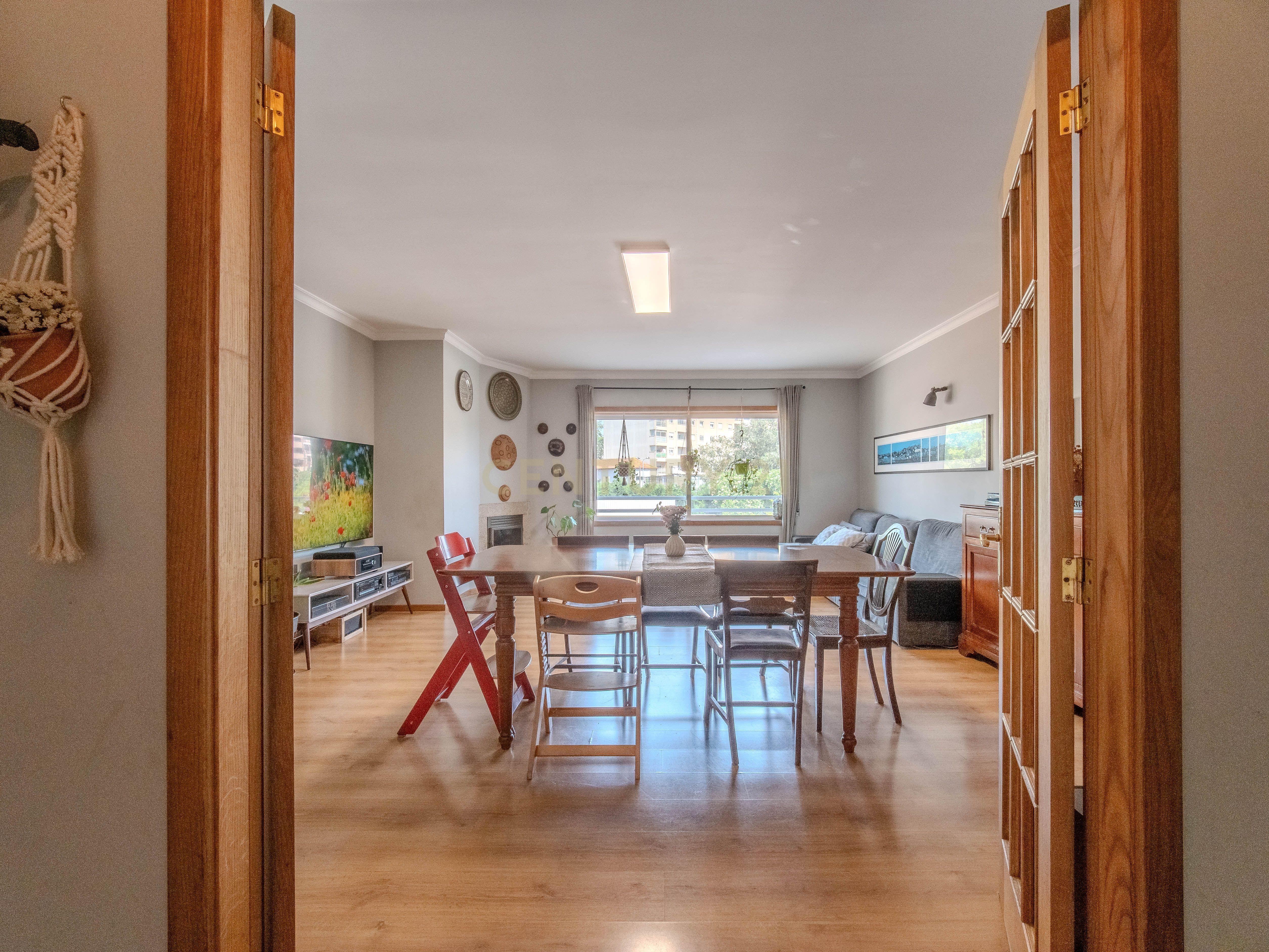 Fotografia 10 de Apartamento T3+1, Av. D. Afonso Henriques, Matosinhos