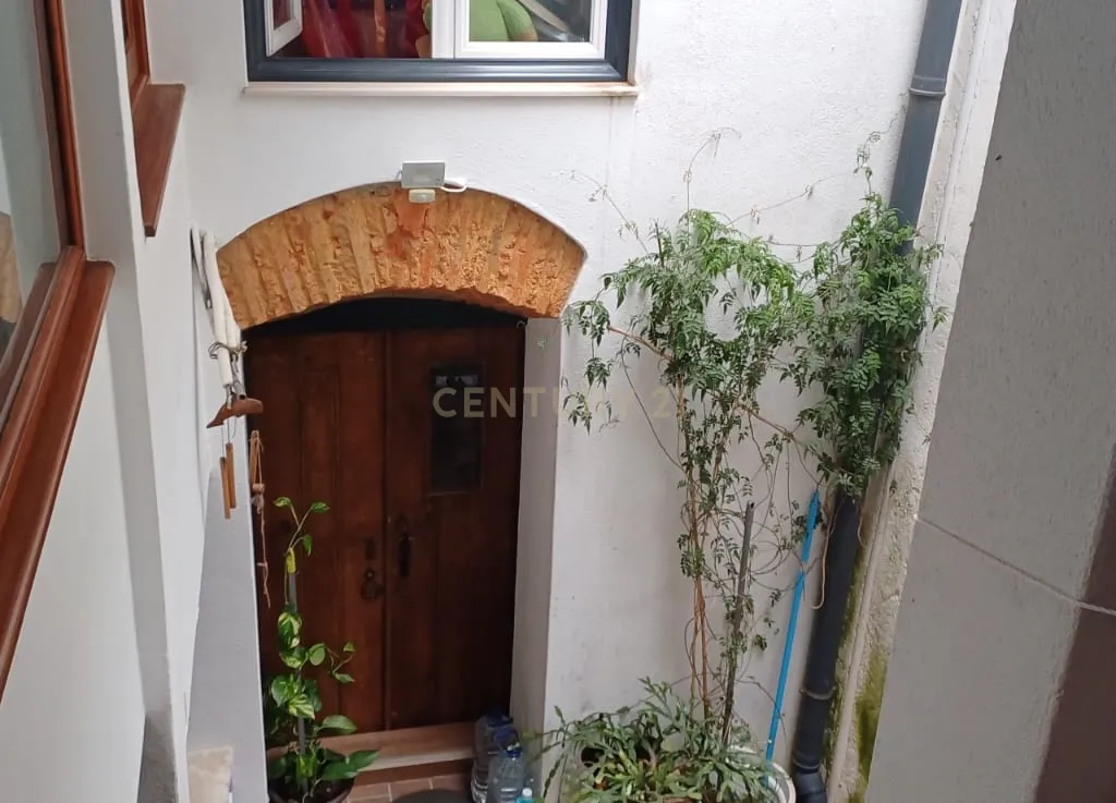 Apartamento T2 em Santarém com Jardim e Boa Exposição Solar - Image 2