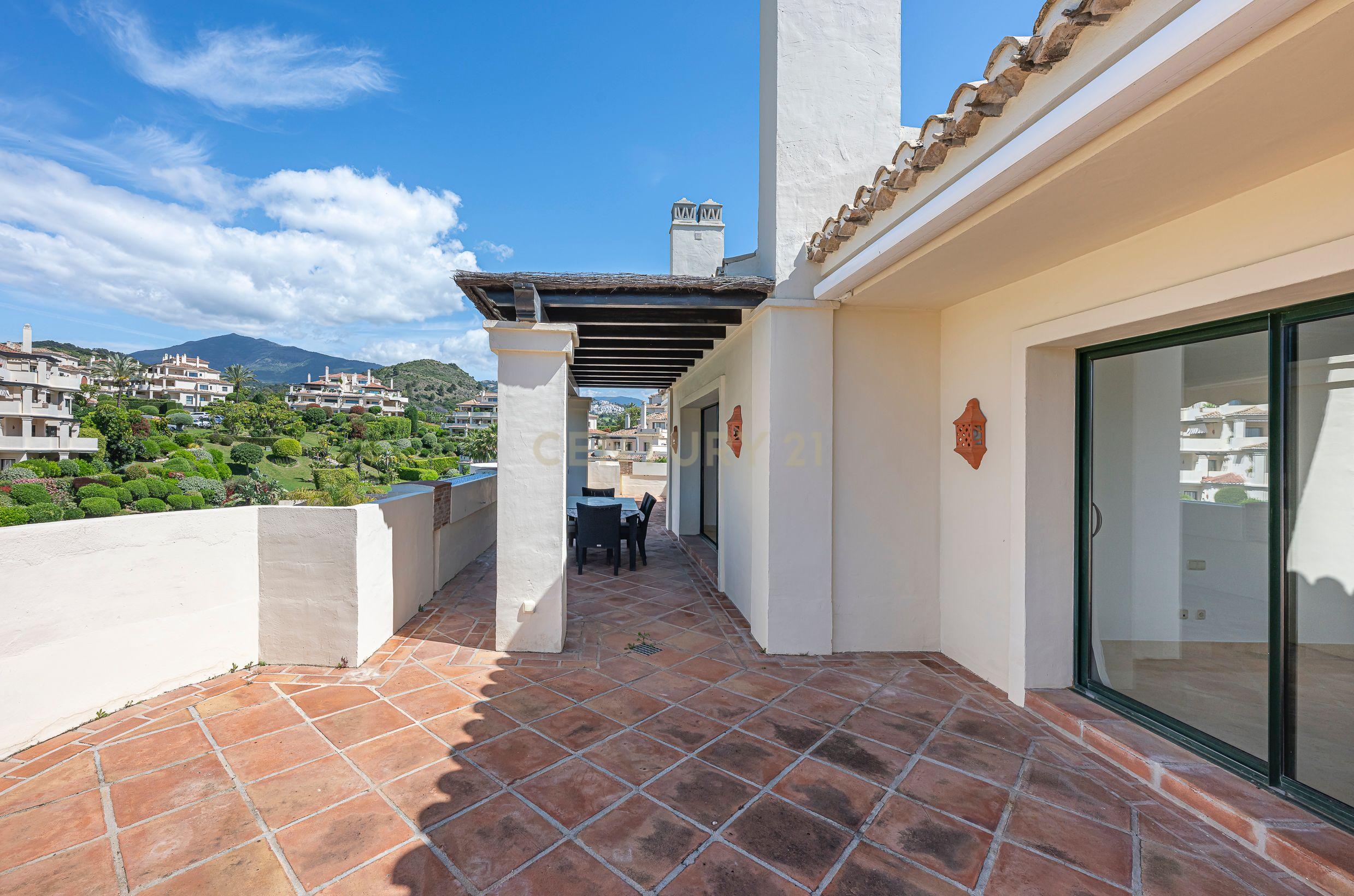 Penthouse de luxo com 4 quartos em Capanes del Golf, Benahavís - Vistas panorâmicas e serviços exclusivos - Image 10