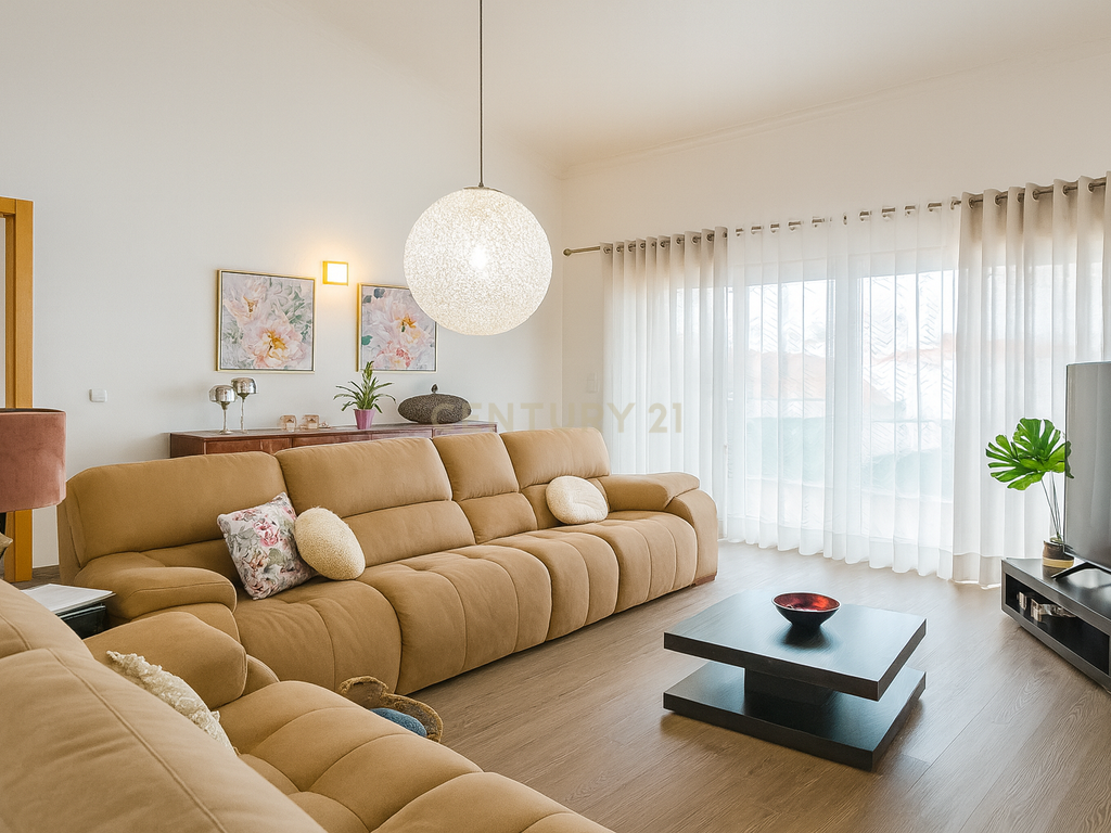 Castro Verde: Viva Uma Casa Onde os Sonhos se Encontram Com Tranquilidade. - Image 13