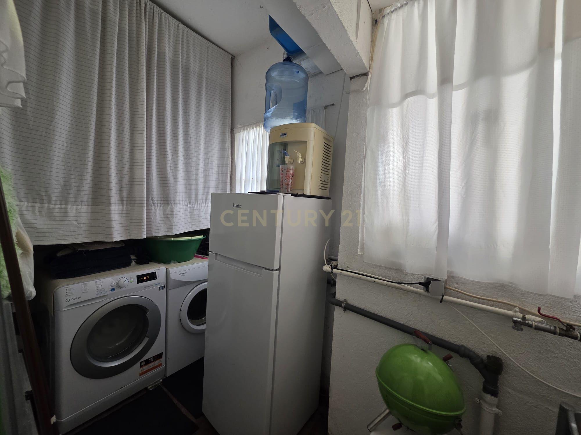 Fotografia 10 de Apartamento T2 em Casal de Cambra