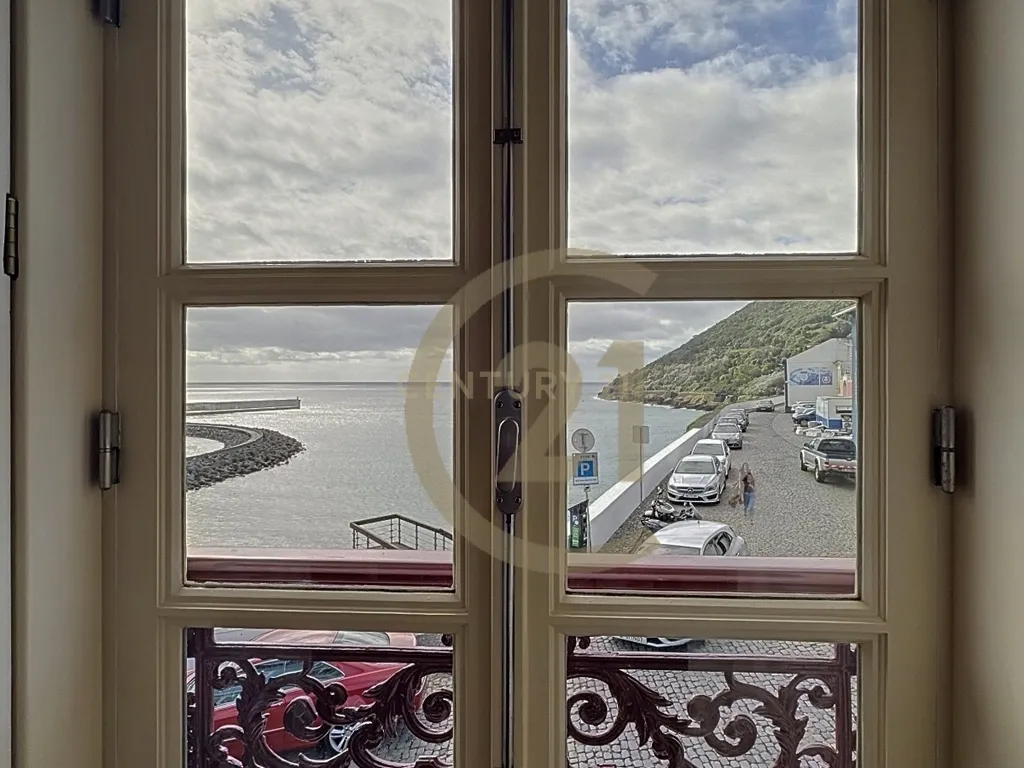 Luxuosa Moradia com Vista Mar em Angra do Heroísmo - Image 28