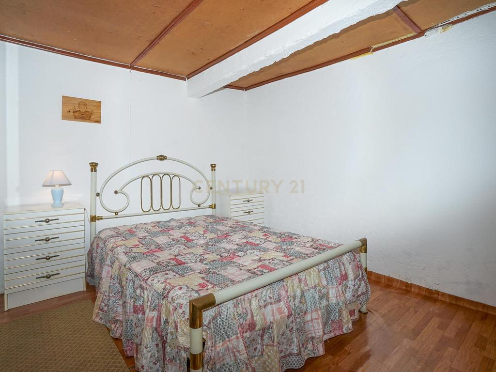 Moradia T1 + 1 com terreno, garagem e pátio - Góis - Image 16