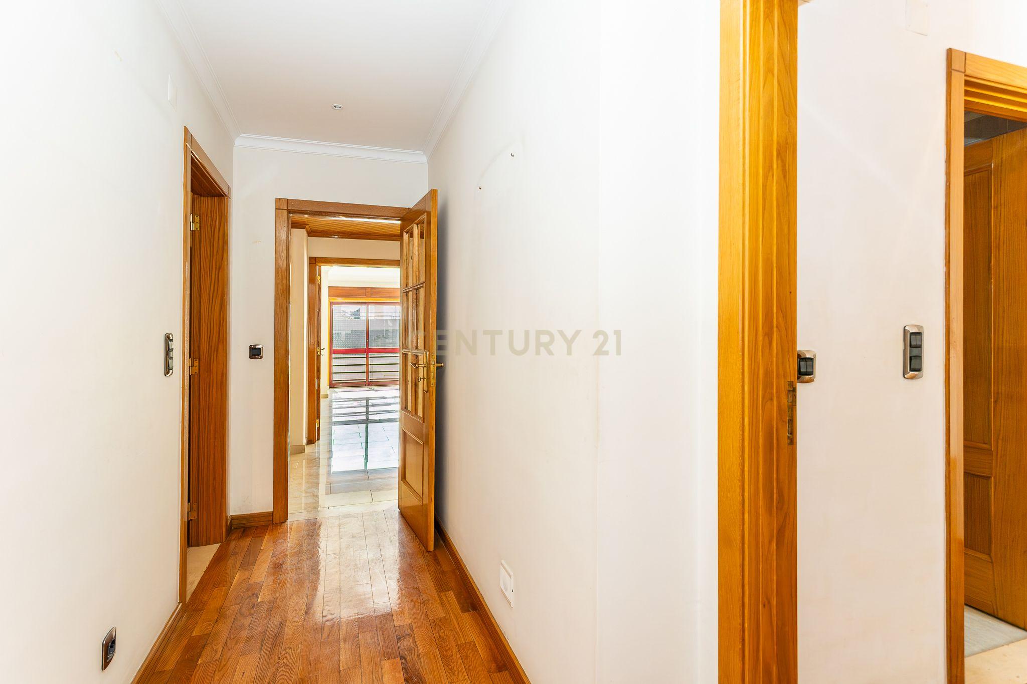 Fotografia 8 de Excelente apartamento T3 na Venteira - Amadora