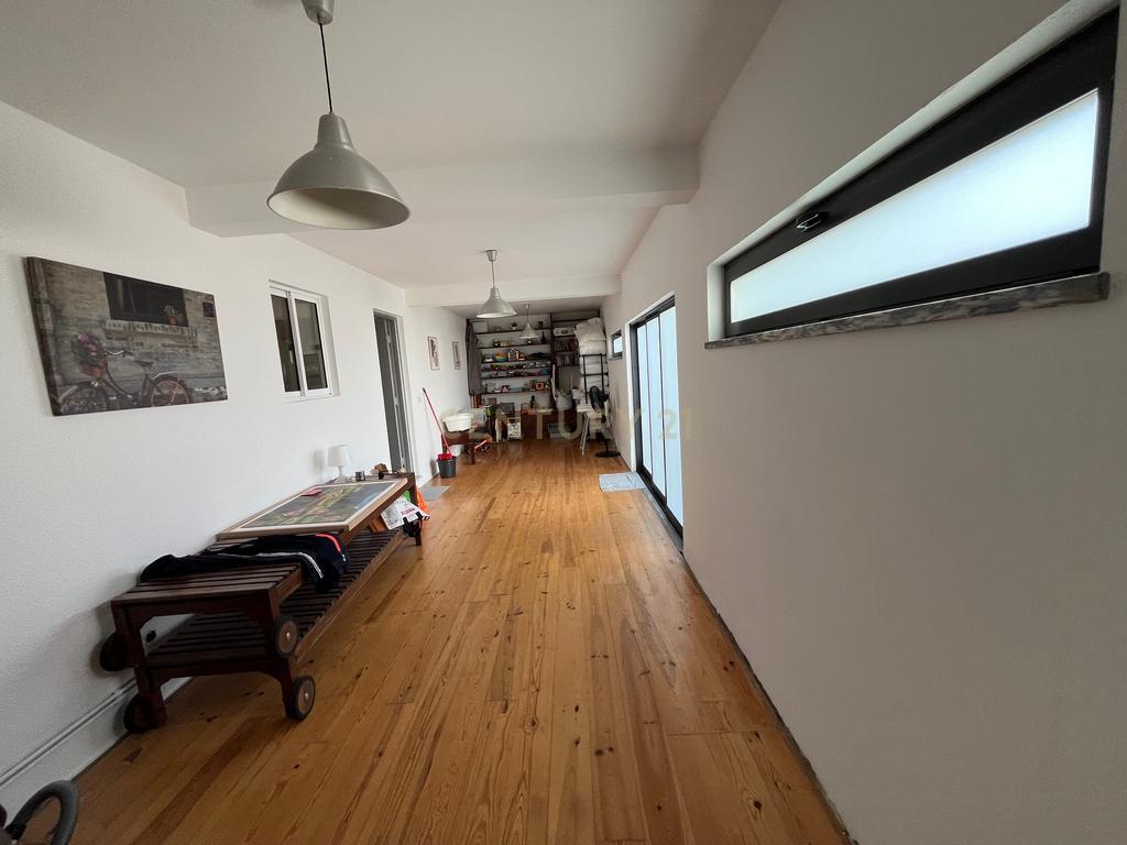 Moradia com quatro apartamentos independentes, três T2 e um T3 em Atouguia da Baleia. Ideal para famílias ou grupos, preparada para turismo ou para arrendamento de longa duração. - Image 67
