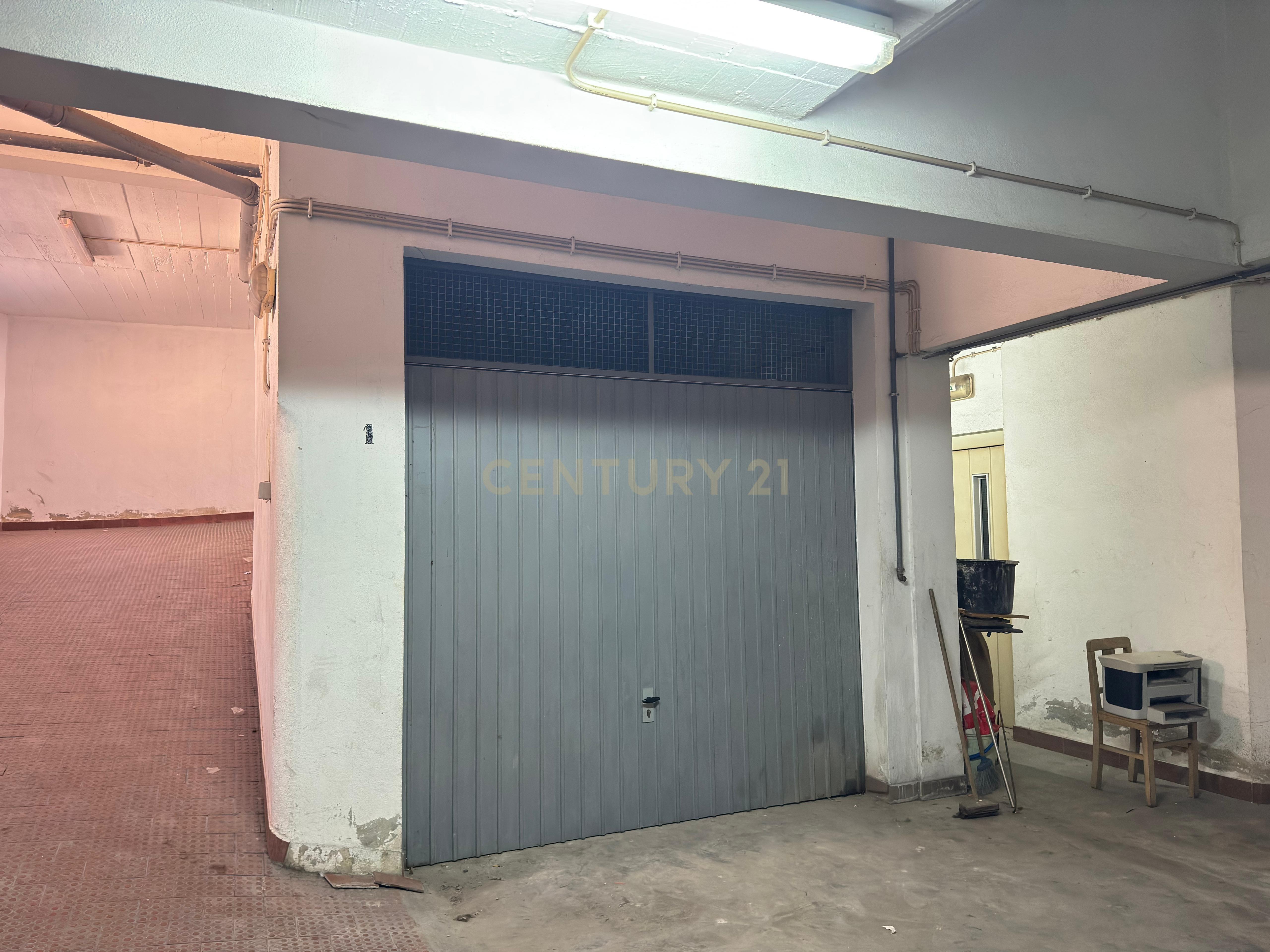 Fotografia 7 de Box fechada no Bairro Afonso Costa | Setúbal