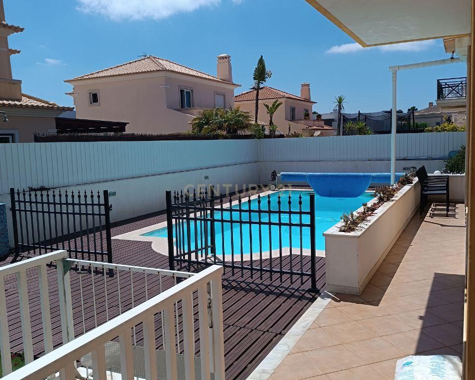 Moradia Exclusiva em Cascais - Image 2