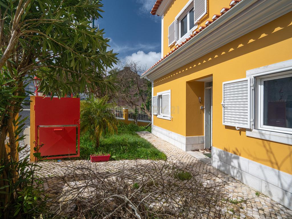 Fabulosa Moradia em Gaveto com Jardim - Image 58
