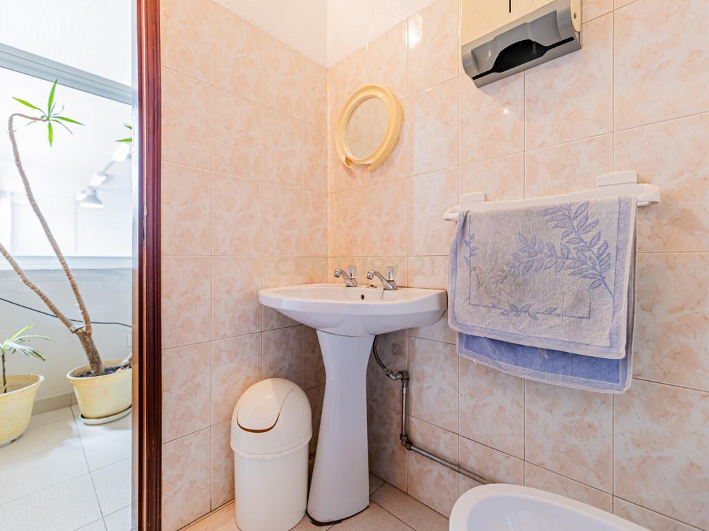 Trespasse Armazém Amplo com Oficina Totalmente Funcional Amadora - Image 19