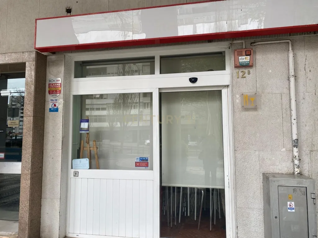 Restaurante em São Domingos de Benfica com faturação ativa e clientela fidelizada - Image 20