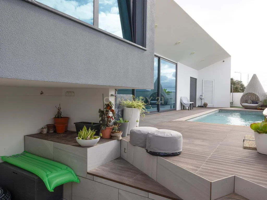 Moradia unifamiliar na Urbanização dos Jardins de Santiago, Setúbal - Image 33