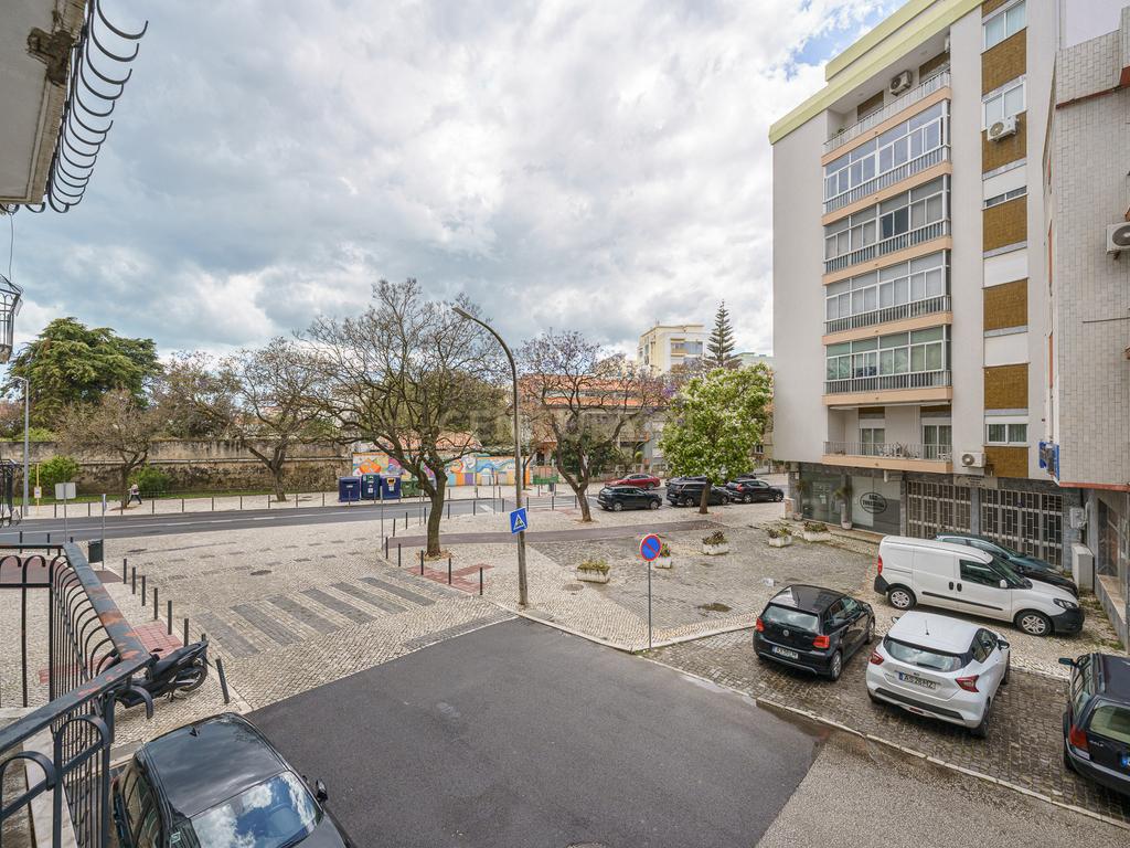 T3 Remodelado no Centro de Setúbal- Campo dos Arcos - Image 23