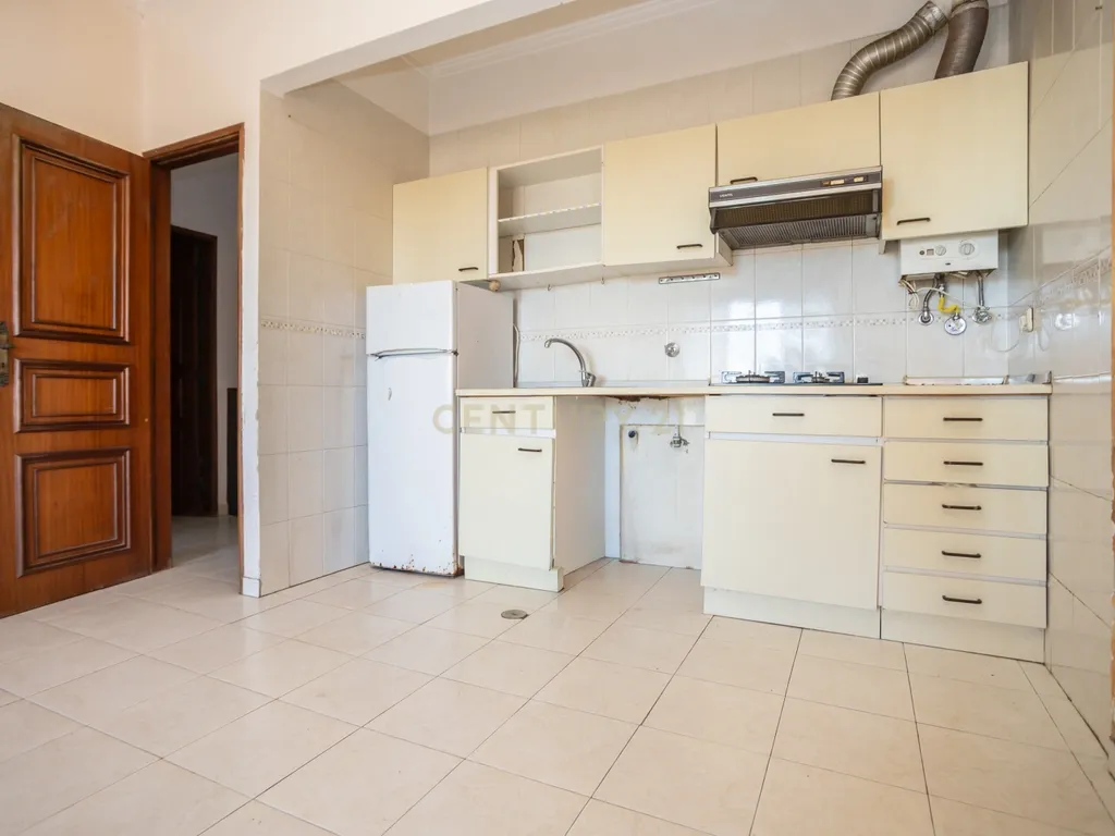Apartamento T1 Costa da Caparica - Image 7