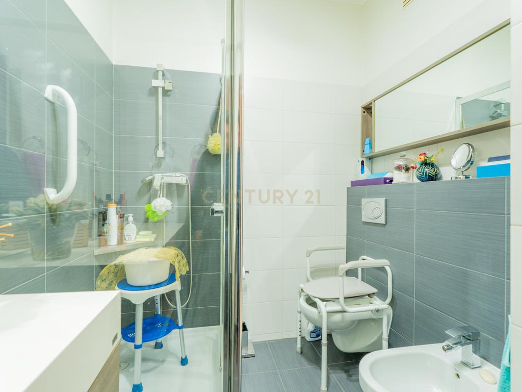 Apartamento T5 Remodelado no Lumiar – 152m² | Praceta Rua Alexandre Ferreira - Image 50