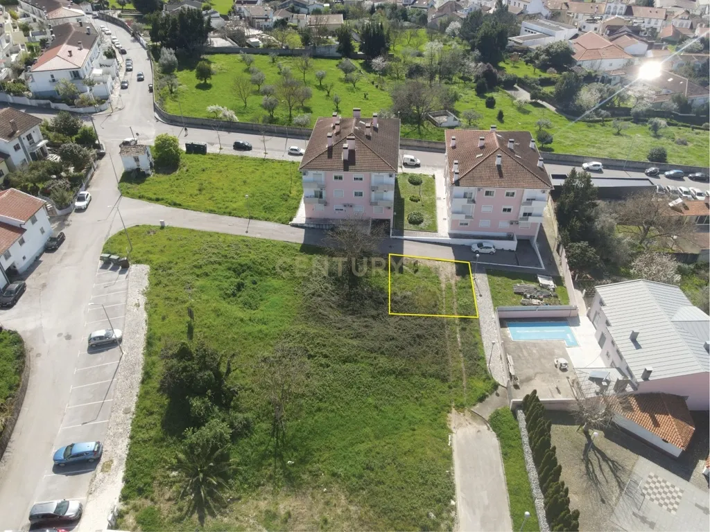 Lote de terreno urbano destinado á construção de prédio - Lousã - Image 3