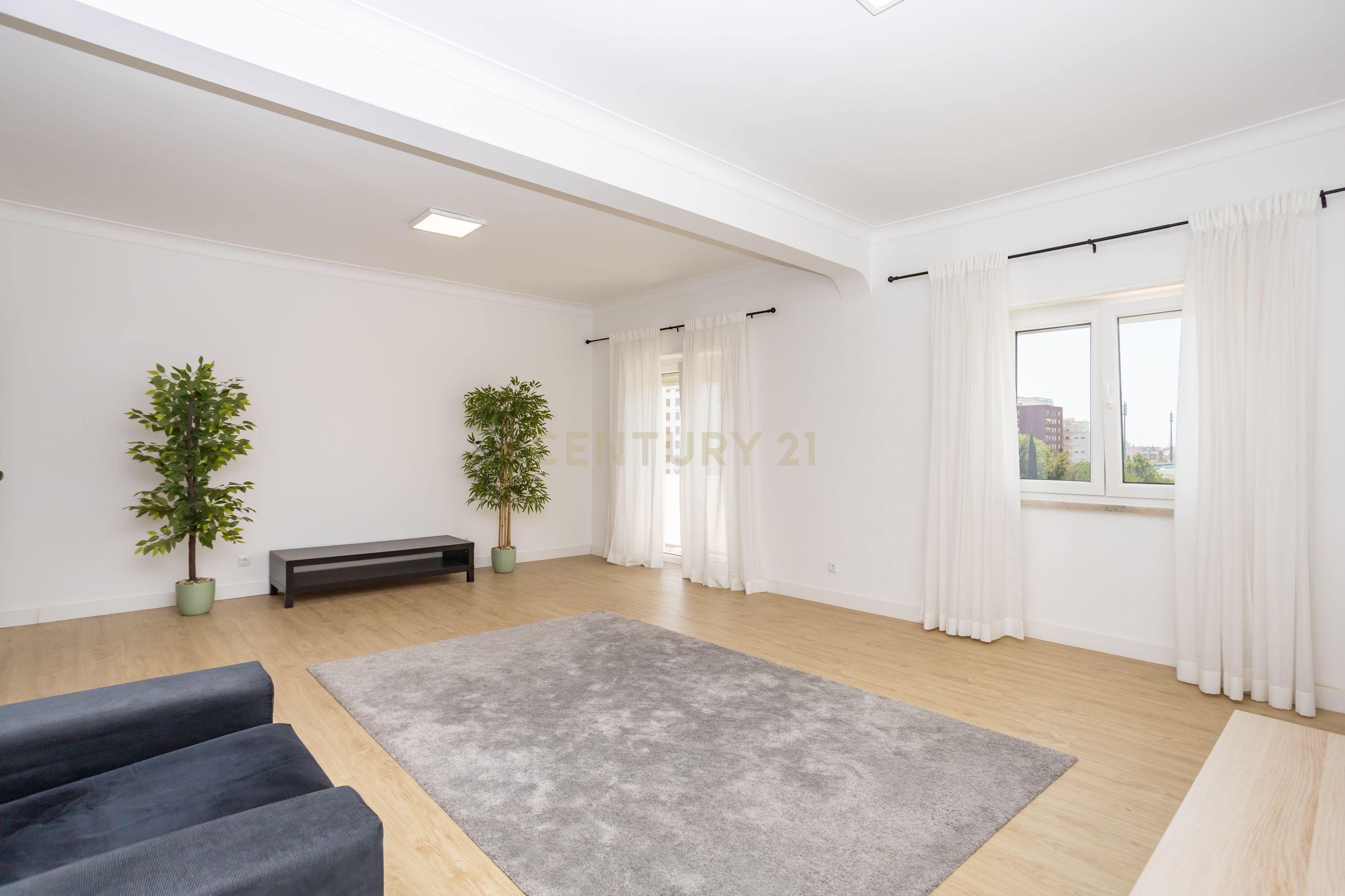 Apartamento T5 à venda em Setúbal (São Julião, Nossa Senhora da Anunciada e Santa Maria da Graça), Setúbal — foto 8