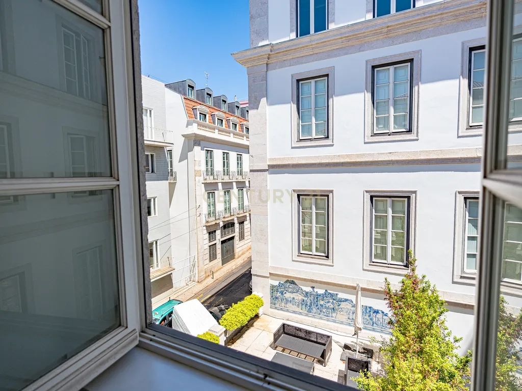 Apartamento Vibrante no Chiado - Image 12