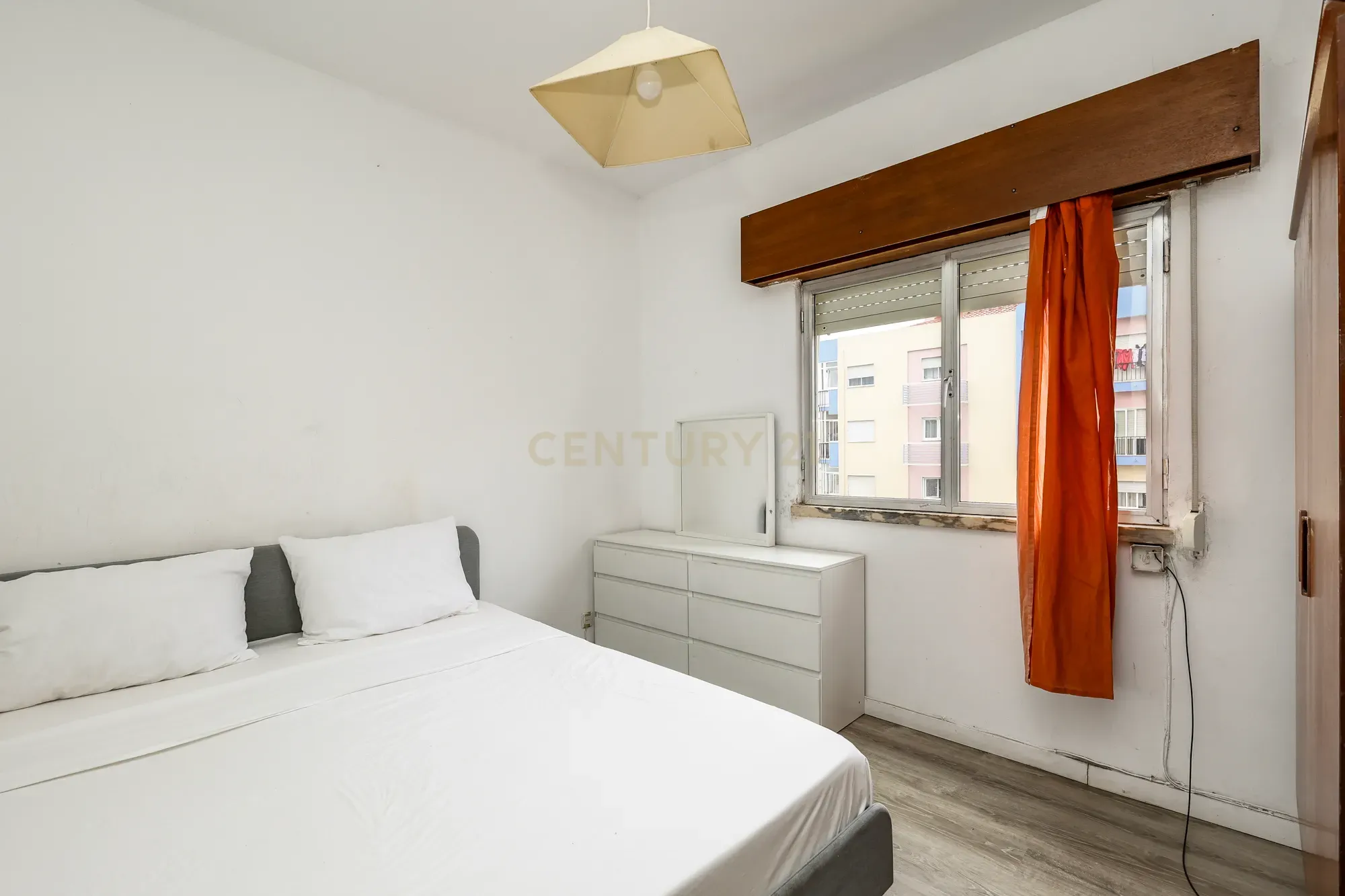 Fotografia 5 de Apartamento T1 em Monte Abraão, Queluz - Oportunidade Única!