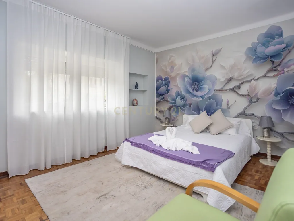 Fantástica Moradia Versátil com Piscina e Jardim, junto a serra da Arrábida – Setúbal - Image 26