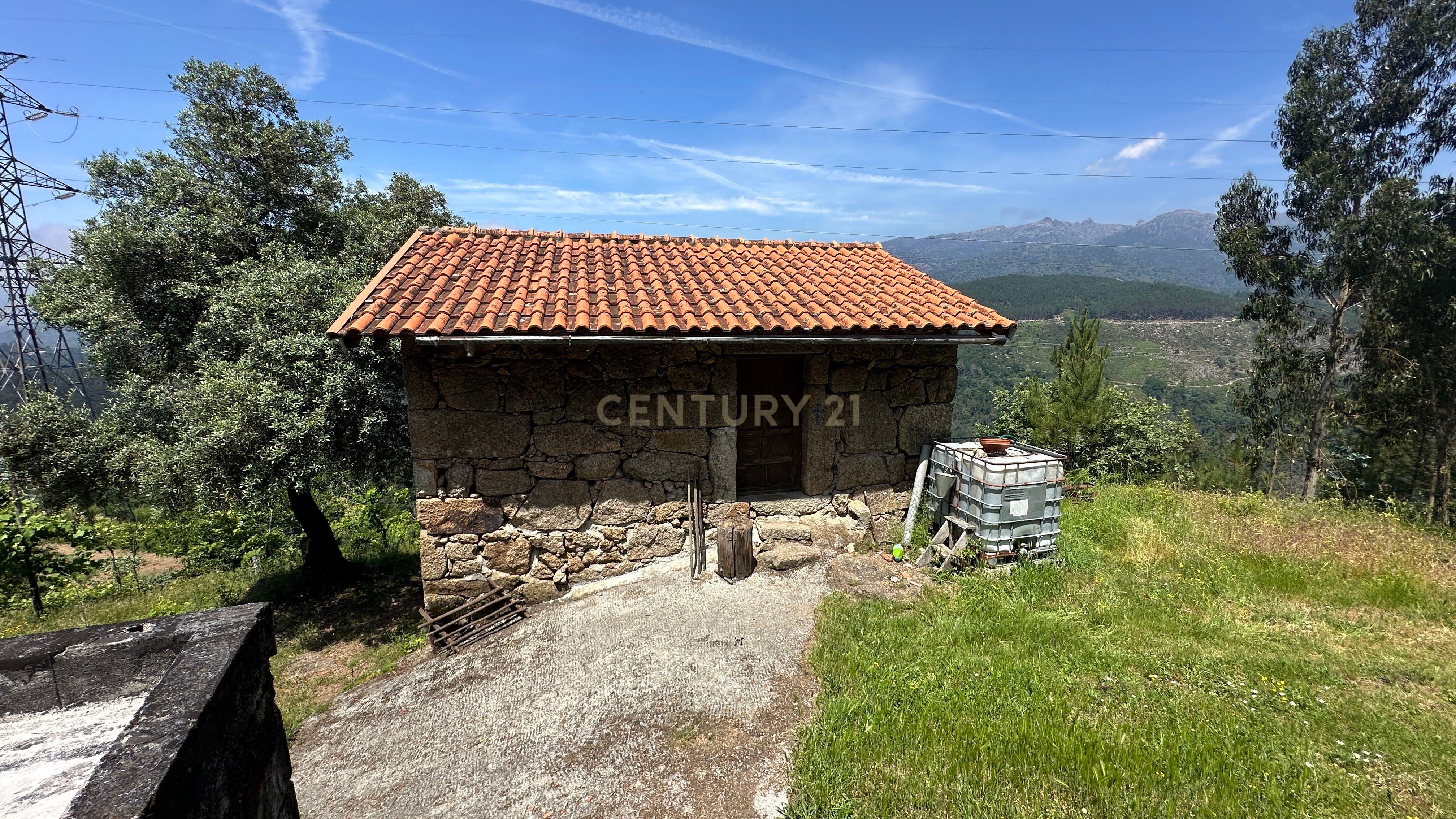 Fotografia 8 de O Refúgio Perfeito no Topo do Gerês: Onde o Silêncio Encontra a Imensidão