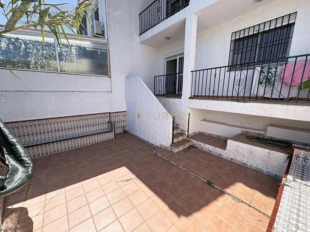 Moradia geminada situada em Arroyo de la Miel, em Benalmádena - Image 28