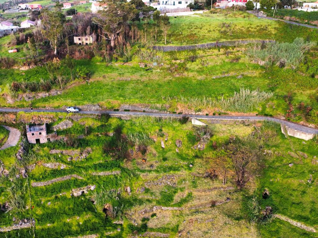 Terreno para Construção na Ponta do Pargo – 8.000 m² em Vale Privilegiado Próximo ao Novo Campo de Golfe - Image 9