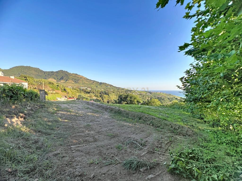 Terreno com vista mar e montanha com projeto aprovado. - Image 11