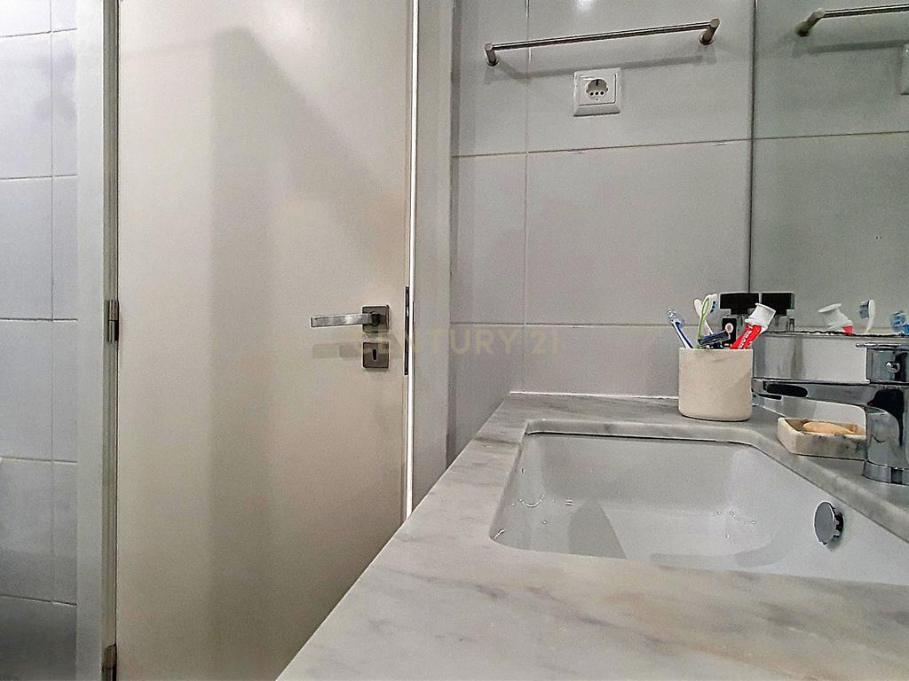 Apartamento T3 I Elevador I Centro Cidade Coimbra - Image 20